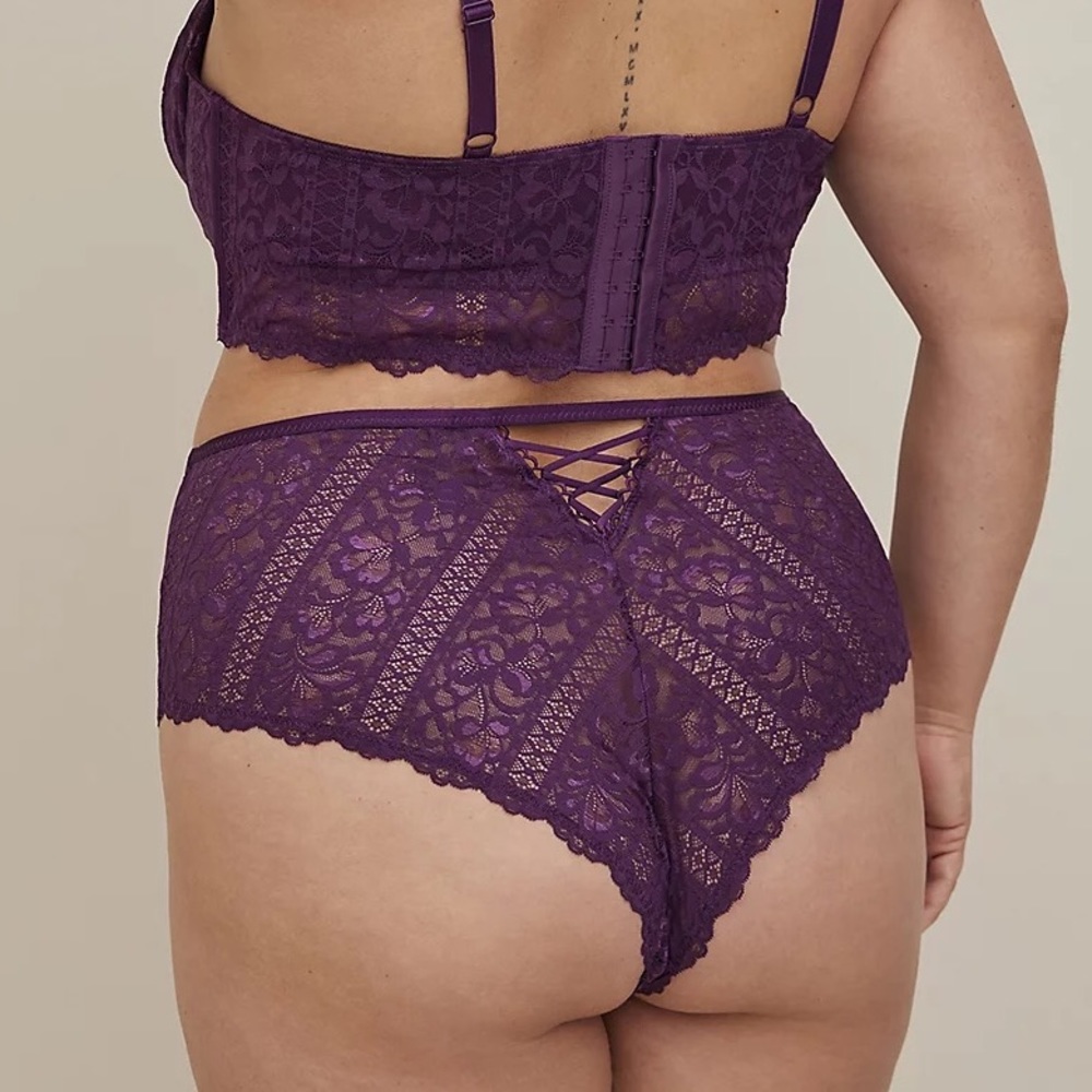 NEW TORRID Size 5X High Waist Lace Keyhole Tanga Panty Purple NWT - Picture 6 of 8
